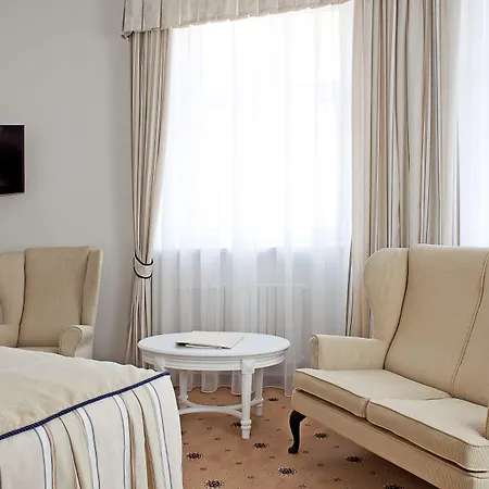 Hestia Draugi Ρίγα