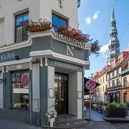 Hestia Draugi Szálloda 4*