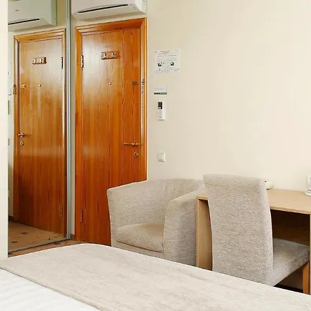 Ξενοδοχείο Hestia Draugi 4*