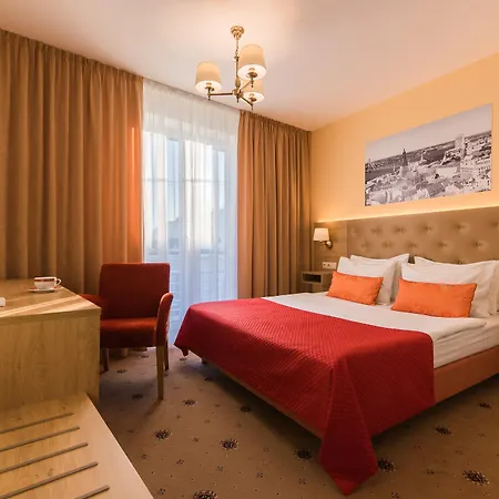Hotel Hestia Draugi 4*
