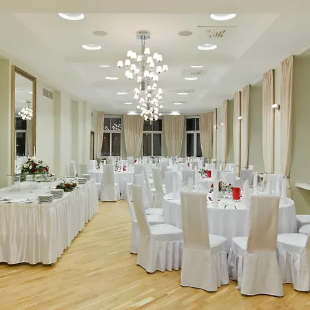 Hestia Draugi 4* Ryga