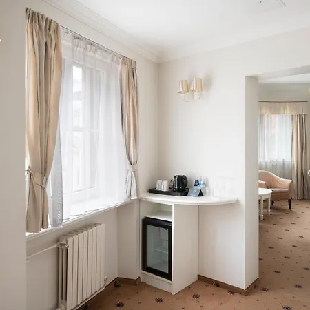 Hotel Hestia Draugi 4*